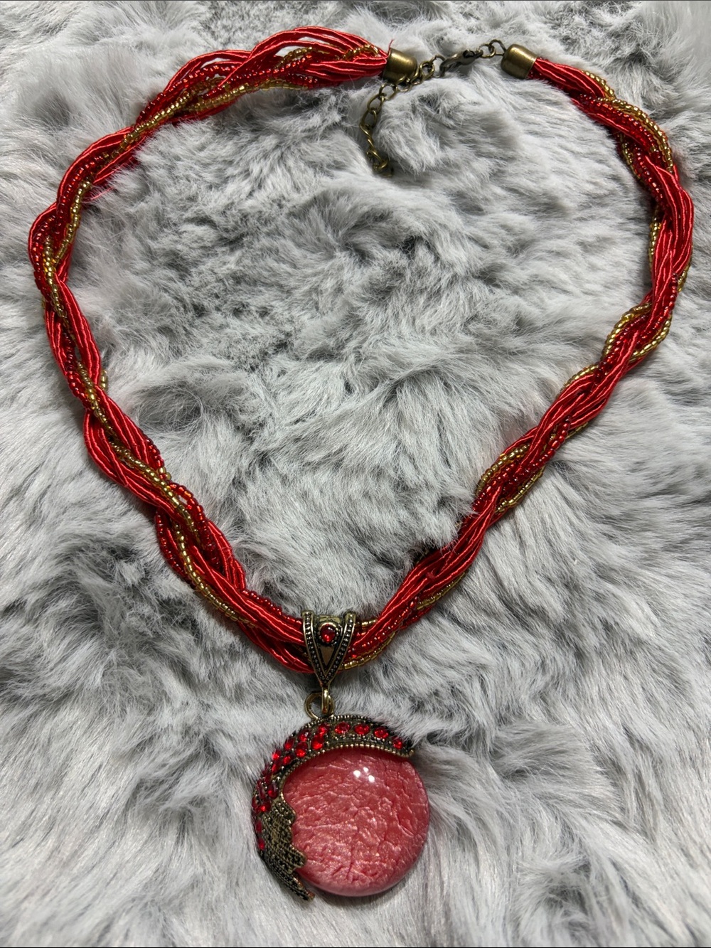 Bohemian Women Rhinestone Inlaid Peacock Round Faux Opal Pendant Necklace